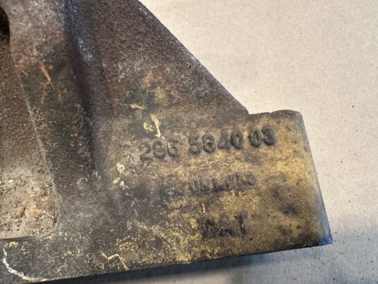 2008 Caterpillar CAT C-15 Diesel Engine Turbo Support Bracket 2865840 OEM - 175$ Picture 1 of 5 Picture 2 of 5 Picture 3 of 5