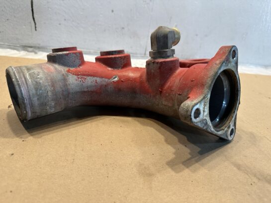 2011 Cummins ISX 12 Water Inlet Connection Transfer Tube 2883300 OEM - 240$ Picture 1 of 3