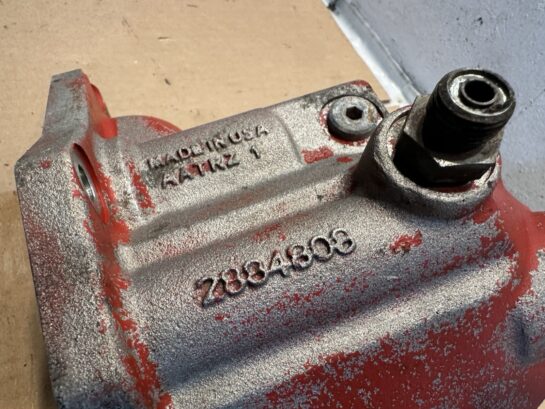 2011 Cummins ISX12 11.9l Diesel Engine Oil Filter Base Housing 2884808 OEM - 220$ Picture 1 of 5 Picture 2 of 5 Picture 3 of 5 Picture 4 of 5 Picture 5 of 5