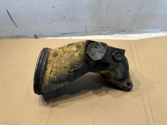 Caterpillar C15 CAT Diesel Engine OIL COOLER BONNET Elbow 223-4744 OEM - 150$ Picture 1 of 3 Picture 2 of 3