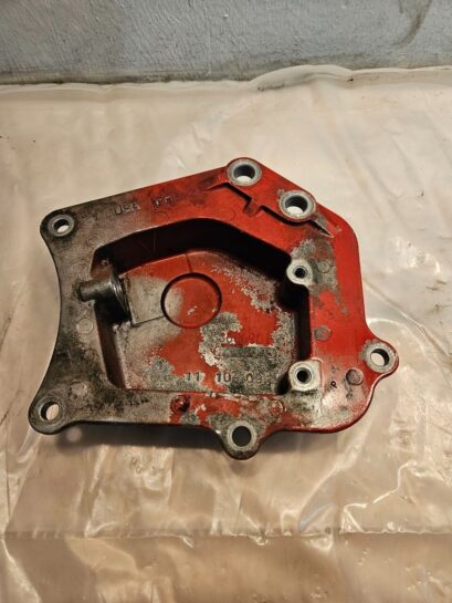 Cummins ISX15 Diesel Engine Timing Gear Cover Sensor Adaptor Plate 3686901 OEM - 45$ Picture 1 of 3 Picture 2 of 3 Picture 3 of 3