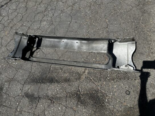2004 Freightliner M2 106 Business Class Steel Front Bumper OEM - 350$ Picture 1 of 4