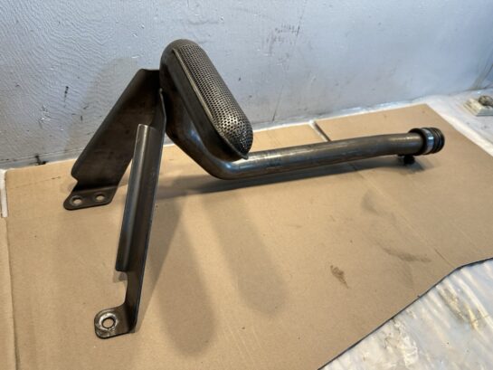 2011 Cummins ISX12 11.9L Diesel Engine Oil Pickup Tube 2864924 OEM - 170$ Picture 1 of 4