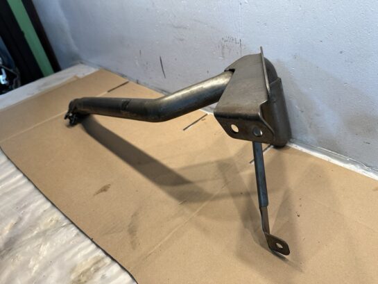 2011 Cummins ISX12 11.9L Diesel Engine Oil Pickup Tube 2864924 OEM - 170$ Picture 1 of 4 Picture 2 of 4 Picture 3 of 4 Picture 4 of 4