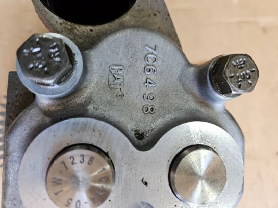 CAT 3406B Diesel Engine Complete OIL LUBRICATING PUMP 232-1606 OEM 7C6498 - 420$ Picture 1 of 6 Picture 2 of 6 Picture 3 of 6