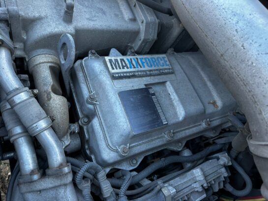 2012 INTERNATIONAL MAXXFORCE 13 EPA10 RUNNING 12.4L 410HP DIESEL ENGINE ASSEMBLY - 9300$ Picture 1 of 6