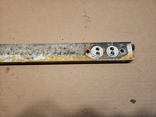 2003 CATERPILLAR C12 DIESEL ENGINE FUEL MANIFOLD 1260179 OEM - 135$ Picture 1 of 5 Picture 2 of 5 Picture 3 of 5