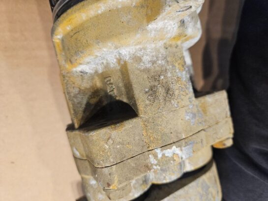 2003 CAT C12 Caterpillar Diesel Engine Oil Pump with Elbow 1220760 OEM 9Y8079 - 215$ Picture 1 of 4 Picture 2 of 4 Picture 3 of 4