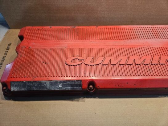 2009 Cummins ISX 400ST Diesel Engine Valve Cover 3685829 OEM - 245$ Picture 1 of 7 Picture 2 of 7