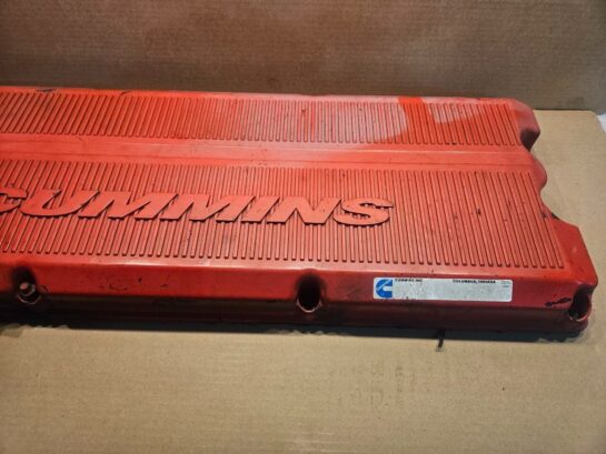 2009 Cummins ISX 400ST Diesel Engine Valve Cover 3685829 OEM - 245$ Picture 1 of 7 Picture 2 of 7 Picture 3 of 7