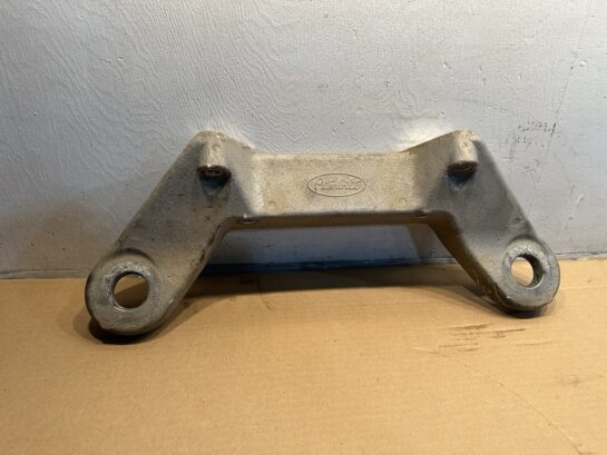 CAT Caterpillar C-15 Front Diesel Engine Mount Peterbilt 389 F856024 OEM - 225$ Picture 1 of 3 Picture 2 of 3 Picture 3 of 3