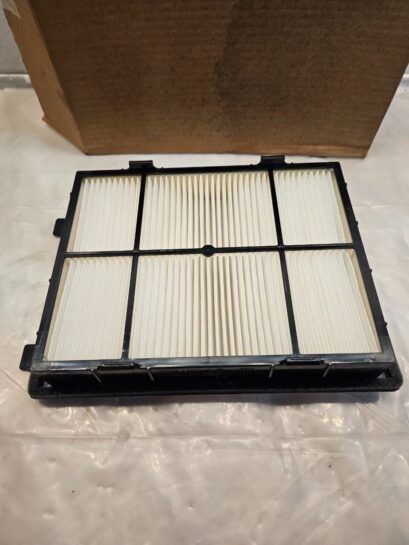 New CAT Caterpillar 327-6618 Cabin Air Filter OEM - 55$ Picture 1 of 4