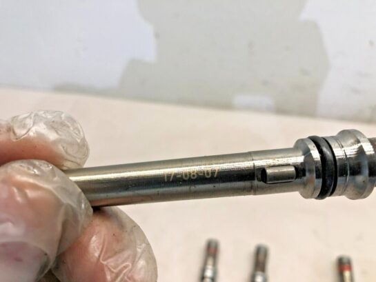 Set of 6 CUMMINS ISB 6.7L Diesel INJECTORS FUEL CONNECTORS 4983514 OEM - 75$ Picture 1 of 5 Picture 2 of 5 Picture 3 of 5 Picture 4 of 5