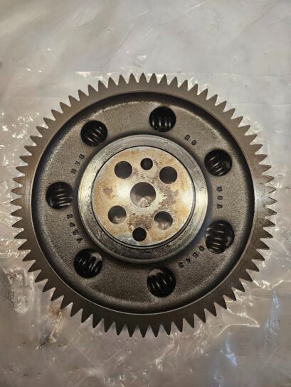 2011-2015 Cummins ISX15 Diesel Engine Idler Scissor Gear 3686910 OEM - 425$ Picture 1 of 4 Picture 2 of 4 Picture 3 of 4 Picture 4 of 4