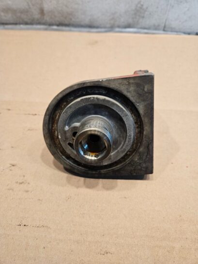 Cummins ISX12 Diesel Engine Coolant Filter Base 2870243 OEM 2899585 - 135$ Picture 1 of 5