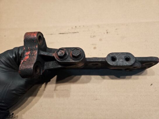 Cummins ISX 12 Diesel Engine FUEL PUMP SUPPORT 3687073 OEMx - 70$ Picture 1 of 3 Picture 2 of 3 Picture 3 of 3