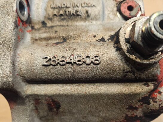 Cummins ISX12 11.9l Diesel Engine Oil Filter Base Housing 2884808 OEM - 300$ Picture 1 of 5 Picture 2 of 5 Picture 3 of 5