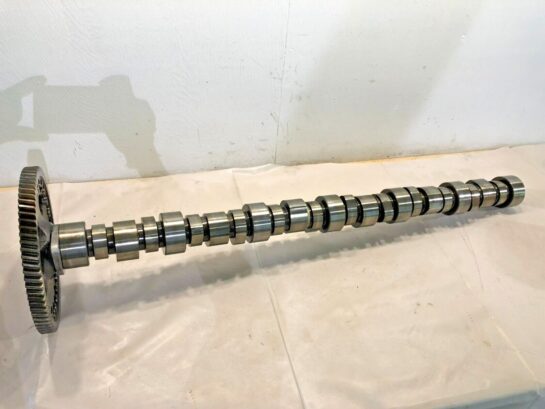 Cummins M11 ISM11 QSM11 Diesel Engine Camshaft 4059893 with Gear 3401439 OEM - 860$ Picture 1 of 6