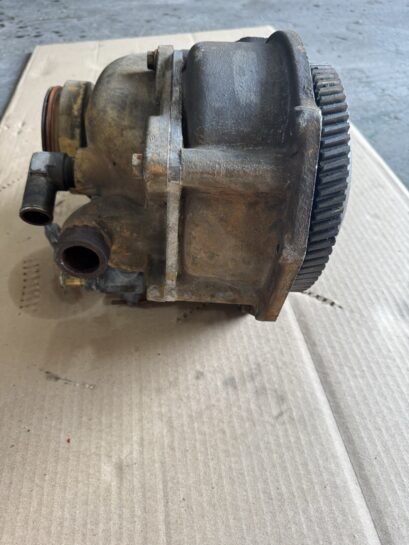 CAT 3406E B Diesel Engine Water Pump Coolant Pump 135-4918 OEM - 375$ Picture 1 of 5 Picture 2 of 5