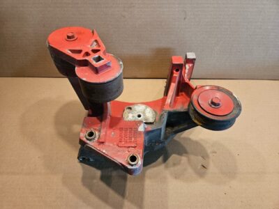 2012 Cummins ISX12 Diesel Engine Alternator Bracket assembly 2883302 OEM