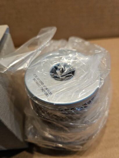 New NAPA Gold Oil Filter 7131 - 18$ Picture 1 of 3 Picture 2 of 3