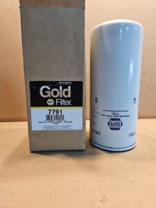 New NAPA Gold Spin On Oil Filter 7791