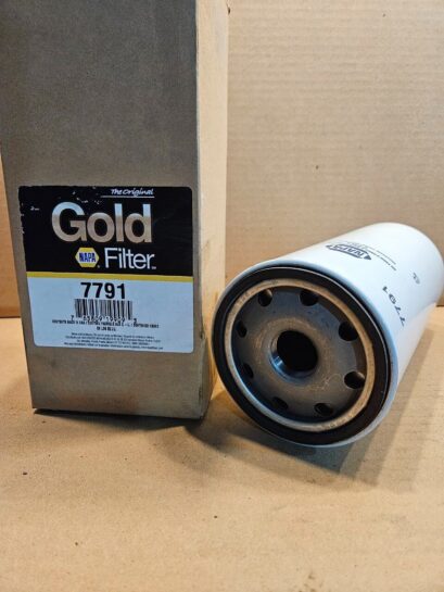 New NAPA Gold Spin On Oil Filter 7791 - 23$ Picture 1 of 3