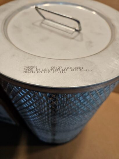 New Napa Gold Air Filter 6581 - 55$ Picture 1 of 3 Picture 2 of 3