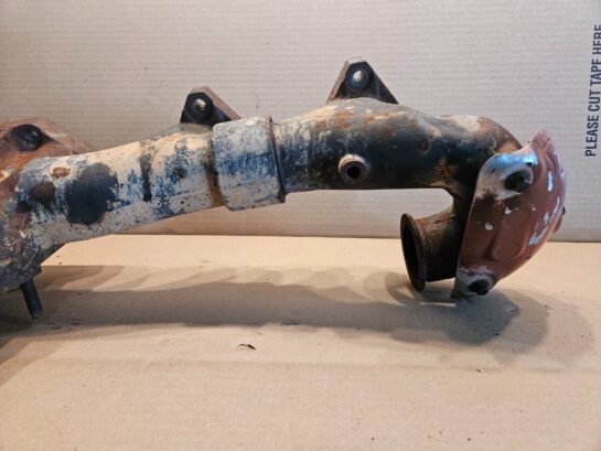 2012 Cummins ISX15 Diesel Engine Exhaust Manifold 3687062 OEM - 360$ Picture 1 of 5 Picture 2 of 5 Picture 3 of 5