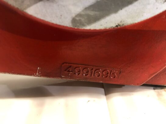 2020 Cummins ISL-G NATURAL GAS ENGINE TIMING GEAR HOUSING 4991695 OEM - 375$ Picture 1 of 5 Picture 2 of 5