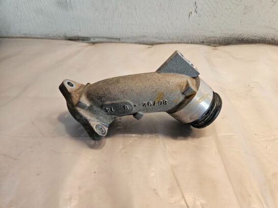 2015 Paccar MX13 Diesel Engine Coolant Pipe 1933158 OEM - 70$ Picture 1 of 3
