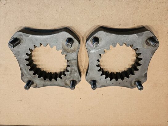 Detroit Diesel Engine Compressor Flange Gear Assembly 8V92 V92 - 135$ Picture 1 of 3 Picture 2 of 3 Picture 3 of 3