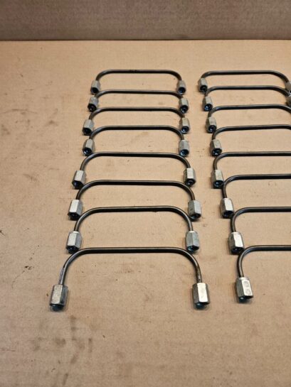 Set of 16 Detroit Diesel 8V92 12V92 Fuel Lines OEM - 130$ Picture 1 of 3
