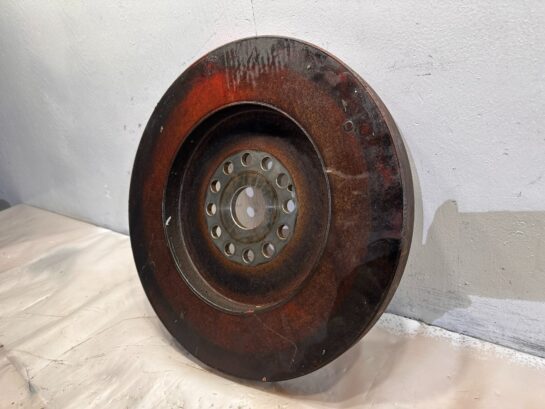 Cummins ISX 15 Diesel Engine Harmonic Balancer Vibration Dampener 4101884 OEM - 365$ Picture 1 of 3 Picture 2 of 3 Picture 3 of 3