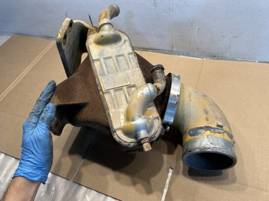 Caterpillar CAT C13 Diesel Engine Intercooler Precooler 2476405 OEM 2030351 - 800$ Picture 1 of 5 Picture 2 of 5