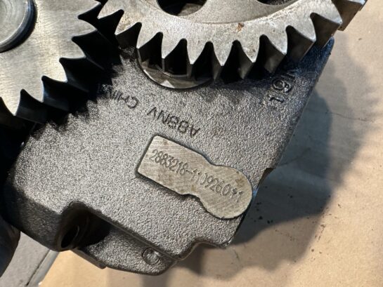 2011 Cummins ISX12 Diesel Engine Oil Pump 2883218 OEM - 430$ Picture 1 of 4 Picture 2 of 4 Picture 3 of 4