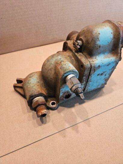 Detroit Diesel 8V92 Engine Thermostat Housing 5117546 OEM 5122143 - 320$ Picture 1 of 5