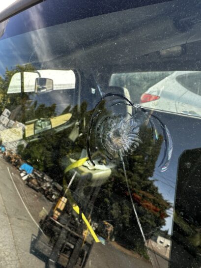 2004 FREIGHTLINER M2 106 CAB ASSEMBLY DAYCAB (Driver door missing) - 2750$ Picture 1 of 6 Picture 2 of 6 Picture 3 of 6 Picture 4 of 6 Picture 5 of 6 Picture 6 of 6