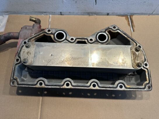 2011 CUMMINS ISX12 DIESEL ENGINE OIL COOLER HOUSING 2870232 with Oil Cooler OEM - 310$ Picture 1 of 4