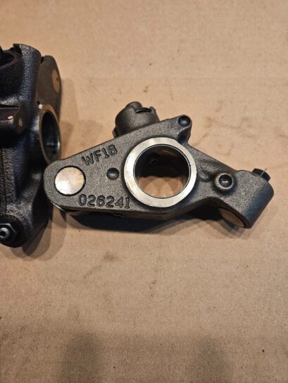 Set of 3 Cummins ISX15 Engine Jake Brake Rocker Arm Lever 4298199 OEM 3413098 - 275$ Picture 1 of 3