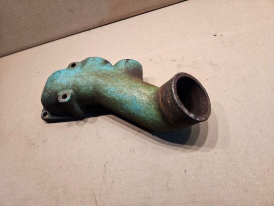 Detroit Diesel 8V92 Engine coolant transfer Elbow 23501228 OEM - 190$ Picture 1 of 3 Picture 2 of 3 Picture 3 of 3