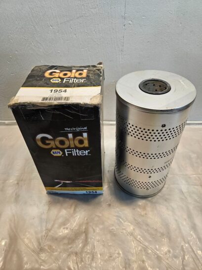 New Napa Gold 1954 oil Filter - 30$ Picture 1 of 3 Picture 2 of 3