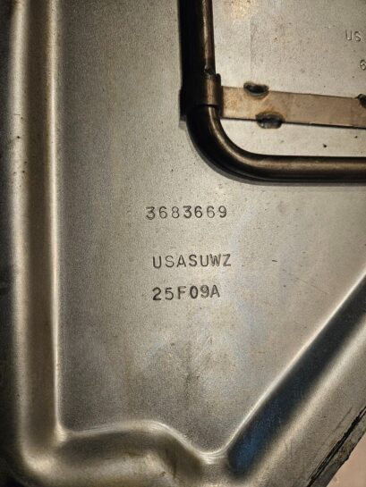 2009 Cummins ISX 400ST Diesel Engine Timing Cover 3683669 OEM - 225$ Picture 1 of 3 Picture 2 of 3