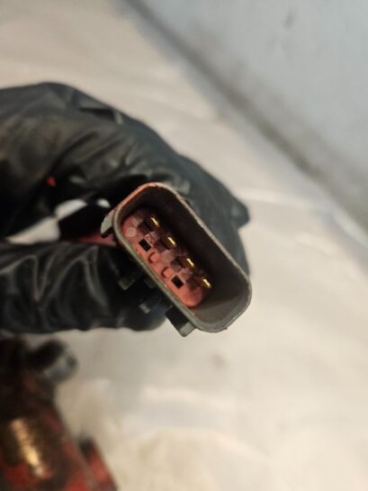 Cummins ISX12 Diesel Engine Fuel Accumulator Rail 4307370 OEM - 350$ Picture 1 of 4 Picture 2 of 4 Picture 3 of 4