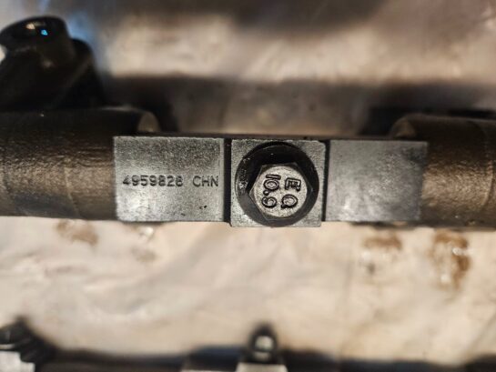 Complete Set Cummins ISX12 Camshaft Followers With Hardware 2865047 OEM 4975268 - 325$ Picture 1 of 8 Picture 2 of 8 Picture 3 of 8 Picture 4 of 8 Picture 5 of 8