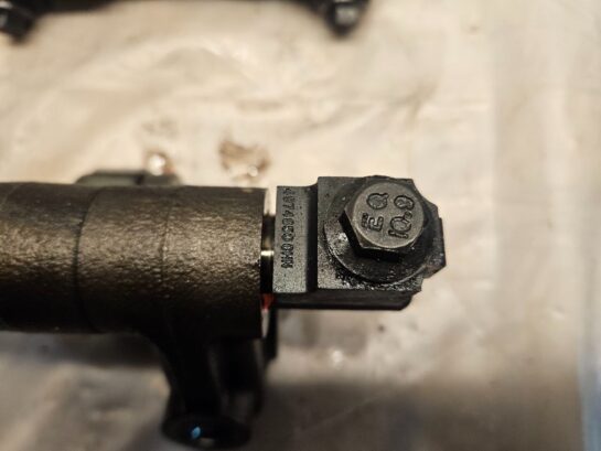 Complete Set Cummins ISX12 Camshaft Followers With Hardware 2865047 OEM 4975268 - 325$ Picture 1 of 8 Picture 2 of 8 Picture 3 of 8 Picture 4 of 8 Picture 5 of 8 Picture 6 of 8