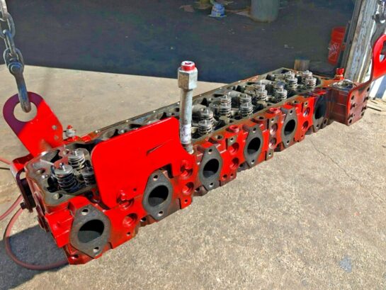 CUMMINS ISB 6.7 DIESEL ENGINE CYLINDER HEAD 4983046 OEM - 1300$ Picture 1 of 5