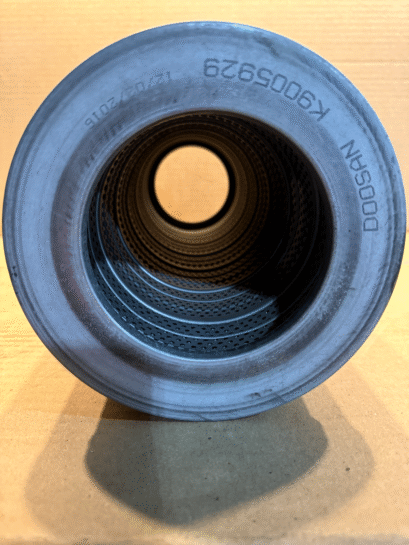 NEW Doosan Hydraulic Oil Filter K9005929 Filtration Element - 75$ Picture 1 of 4 Picture 2 of 4