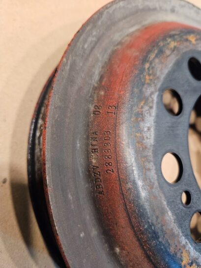 CUMMINS ISX12 DIESEL ENGINE CRANKSHAFT PULLEY 2883303 OEM - 180$ Picture 1 of 3 Picture 2 of 3