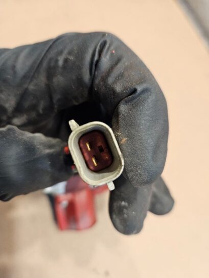 Cummins ISX 12 Diesel Engine SHUT OFF VALVE SOLENOID 5297737 OEM - 140$ Picture 1 of 4 Picture 2 of 4 Picture 3 of 4